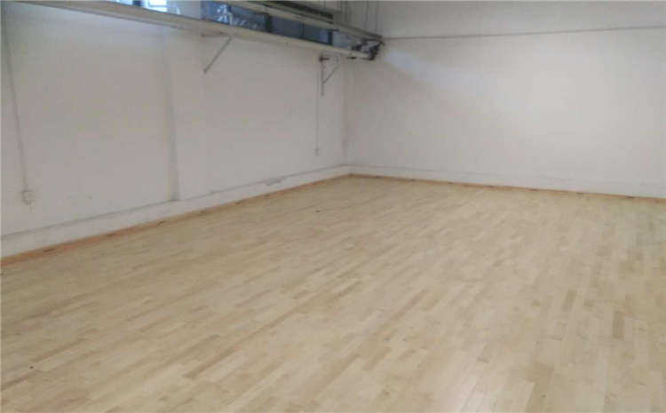 运动木地板施工具体需要哪些条件