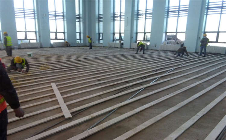 运动木地板**品牌是哪个？