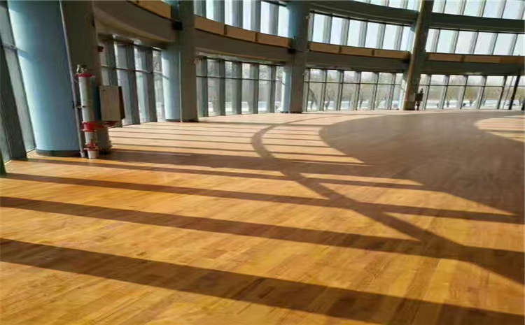 欧氏柞木舞台木地板怎么翻新？