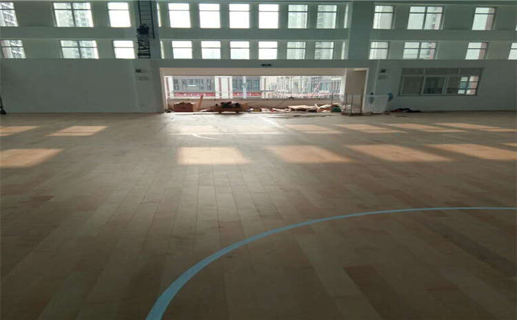 欧氏枫木篮球场地木地板双层龙骨结构