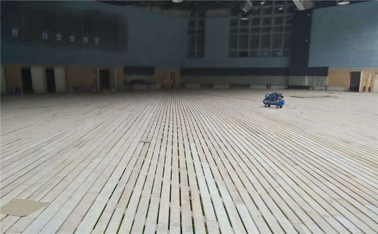 篮球场馆木地板有什么专业要求