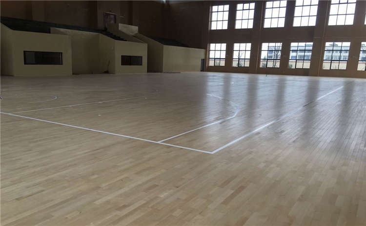 学校体育运动地板价格是多少